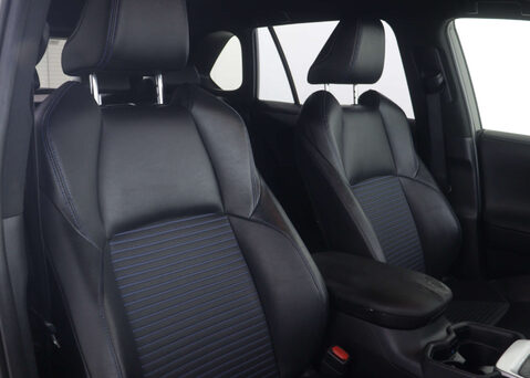 Toyota Rav4 2.5 RAV4 Dynamic HEV 4x2 CVT 5dr 41