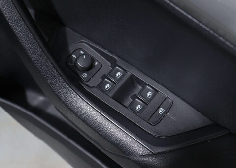 Skoda Karoq 1.5 Karoq SE TSi Semi-Auto 5dr 38