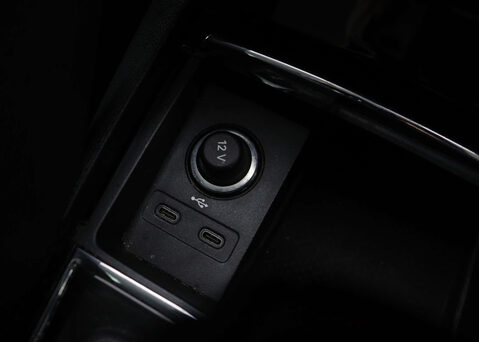 Skoda Karoq 1.5 Karoq SE TSi Semi-Auto 5dr 30