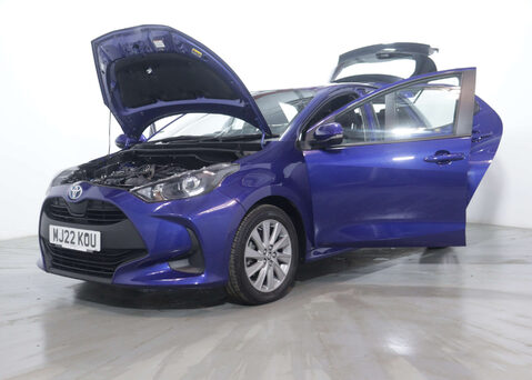 Toyota Yaris 1.5 Yaris Icon HEV CVT 5dr 50