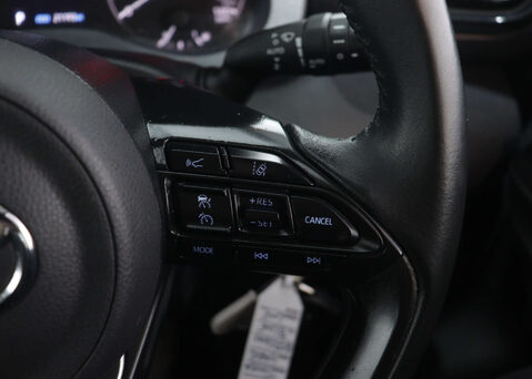 Toyota Yaris 1.5 Yaris Icon HEV CVT 5dr 30