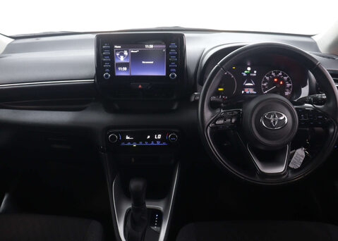 Toyota Yaris 1.5 Yaris Icon HEV CVT 5dr 34