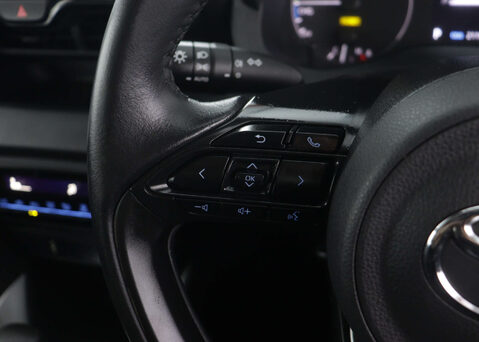 Toyota Yaris 1.5 Yaris Icon HEV CVT 5dr 29