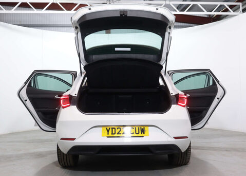 SEAT Leon 1.0 Leon Xcellence Luxury eTSI Semi-Auto 5dr 57