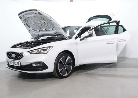 SEAT Leon 1.0 Leon Xcellence Luxury eTSI Semi-Auto 5dr 54