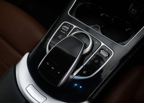 Mercedes-Benz C Class 2.1 C 220 AMG Line Premium D Auto 2dr 30