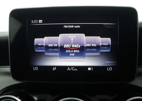 Mercedes-Benz C Class 2.1 C 220 AMG Line Premium D Auto 2dr 18