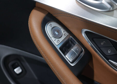 Mercedes-Benz C Class 2.1 C 220 AMG Line Premium D Auto 2dr 37