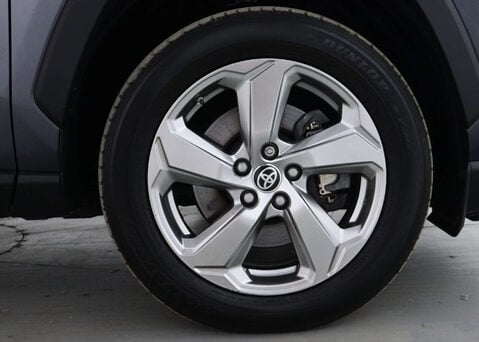 Toyota Rav4 2.5 RAV4 Design HEV 4x2 CVT 5dr 14