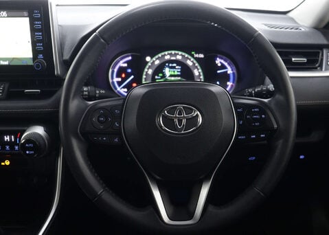 Toyota Rav4 2.5 RAV4 Design HEV 4x2 CVT 5dr 18