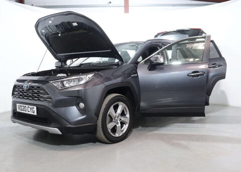 Toyota Rav4 2.5 RAV4 Design HEV 4x2 CVT 5dr 54