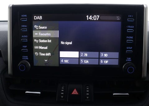 Toyota Rav4 2.5 RAV4 Design HEV 4x2 CVT 5dr 21