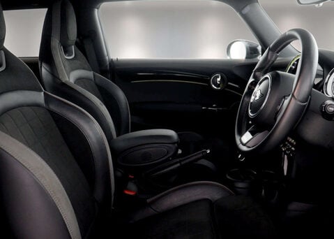 Mini Hatch 2.0 Cooper S Sport Auto 3dr 34