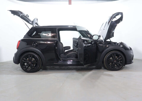 Mini Hatch 2.0 Cooper S Sport Auto 3dr 54