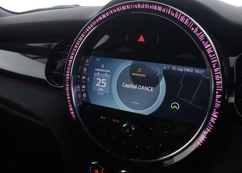 Mini Hatch 2.0 Cooper S Sport Auto 3dr 27