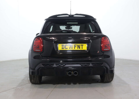 Mini Hatch 2.0 Cooper S Sport Auto 3dr 13