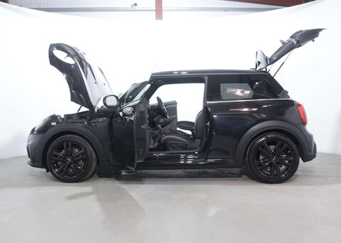 Mini Hatch 2.0 Cooper S Sport Auto 3dr 50