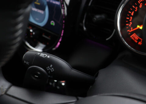 Mini Hatch 2.0 Cooper S Sport Auto 3dr 33