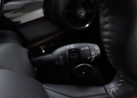 Mini Hatch 2.0 Cooper S Sport Auto 3dr 34