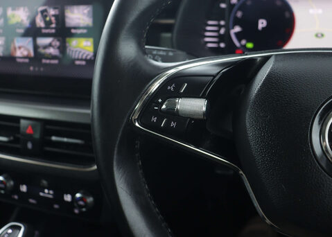 Skoda Scala 1.0 Scala SE L TSi Semi-Auto 5dr 35