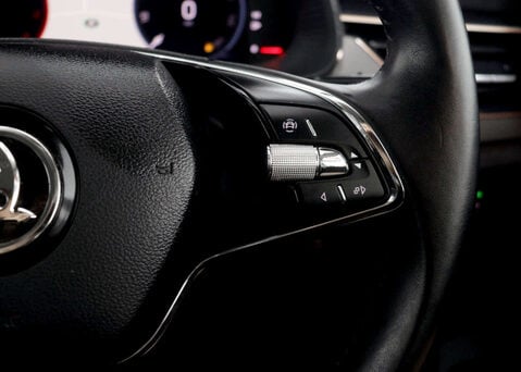 Skoda Scala 1.0 Scala SE L TSi Semi-Auto 5dr 32