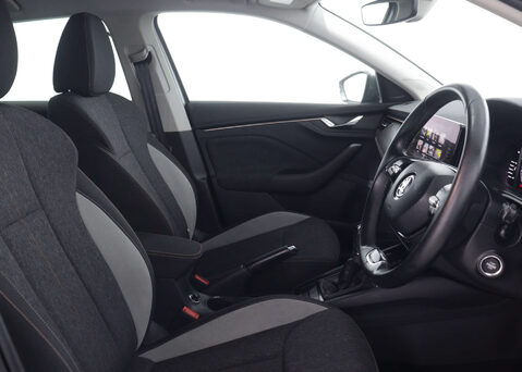 Skoda Scala 1.0 Scala SE L TSi Semi-Auto 5dr 43