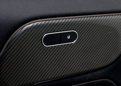 Mercedes-Benz GLA 1.3 GLA 180 AMG Line Premium Auto 5dr 36