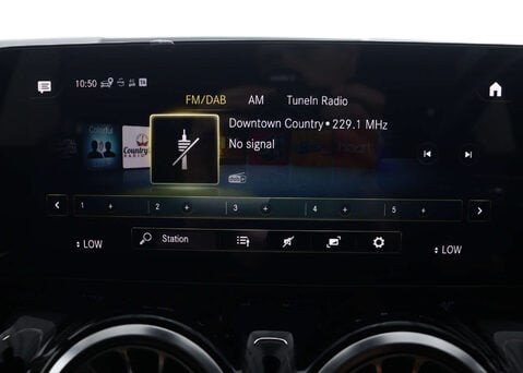 Mercedes-Benz GLA 1.3 GLA 180 AMG Line Premium Auto 5dr 23