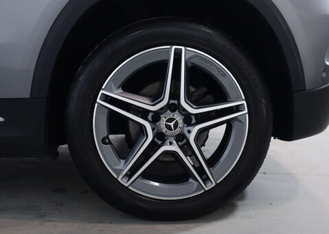 Mercedes-Benz GLA 1.3 GLA 180 AMG Line Premium Auto 5dr 16