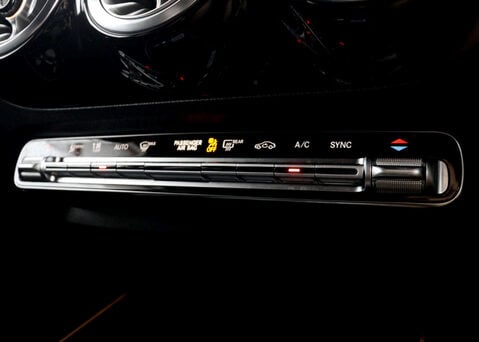 Mercedes-Benz GLA 1.3 GLA 180 AMG Line Premium Auto 5dr 29