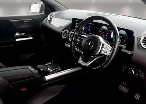 Mercedes-Benz GLA 1.3 GLA 180 AMG Line Premium Auto 5dr 38