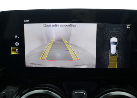 Mercedes-Benz GLA 1.3 GLA 180 AMG Line Premium Auto 5dr 29