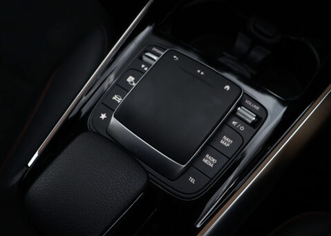 Mercedes-Benz GLA 1.3 GLA 180 AMG Line Premium Auto 5dr 31