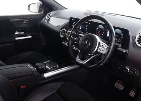 Mercedes-Benz GLA 1.3 GLA 180 AMG Line Premium Auto 5dr 40