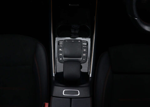 Mercedes-Benz GLA 1.3 GLA 180 AMG Line Premium Auto 5dr 20