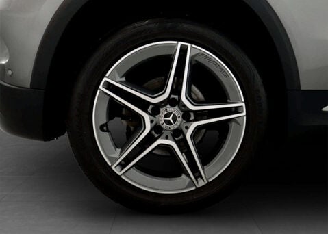 Mercedes-Benz GLA 1.3 GLA 180 AMG Line Premium Auto 5dr 14