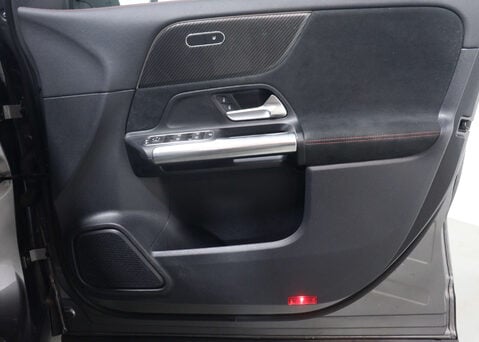 Mercedes-Benz GLA 1.3 GLA 180 AMG Line Premium Auto 5dr 43