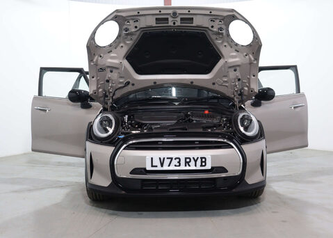 Mini Hatch 1.5 Cooper Exclusive Auto 5dr 51