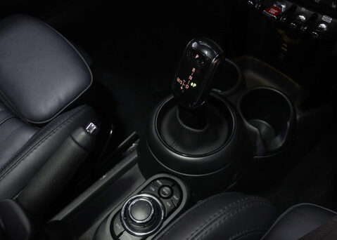 Mini Hatch 1.5 Cooper Exclusive Auto 5dr 30