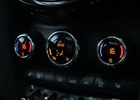 Mini Hatch 1.5 Cooper Exclusive Auto 5dr 27