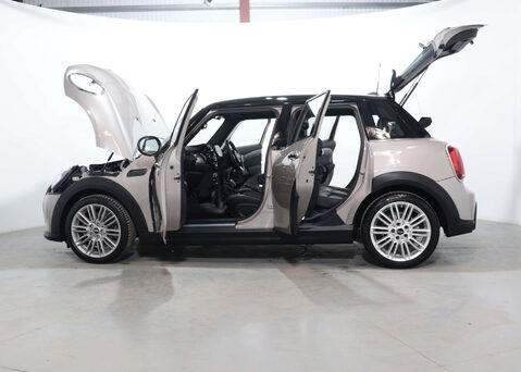 Mini Hatch 1.5 Cooper Exclusive Auto 5dr 53