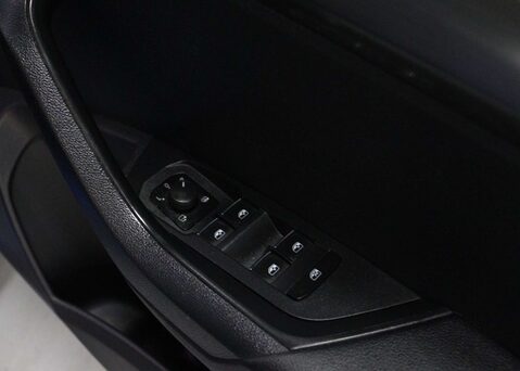 Skoda Karoq 1.5 Karoq Edition TSi Semi-Auto 5dr 34