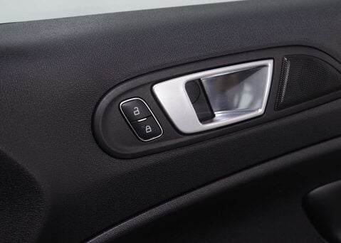 Ford Ecosport 1.0 EcoSport ST-Line 5dr 36