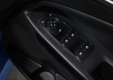 Ford Ecosport 1.0 EcoSport ST-Line 5dr 37