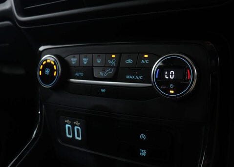 Ford Ecosport 1.0 EcoSport ST-Line 5dr 29