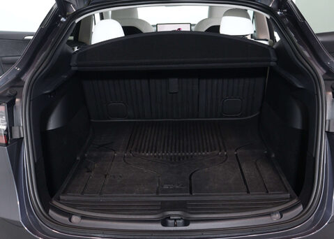 Tesla Model Y Model Y Long Range AWD 4WD 5dr 51