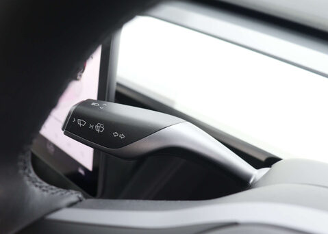 Tesla Model Y Model Y Long Range AWD 4WD 5dr 34