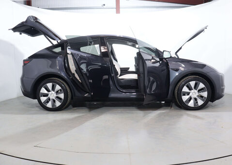 Tesla Model Y Model Y Long Range AWD 4WD 5dr 60