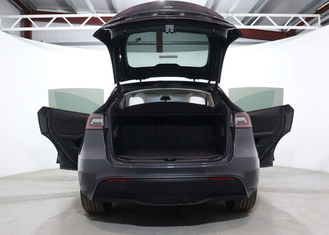 Tesla Model Y Model Y Long Range AWD 4WD 5dr 58