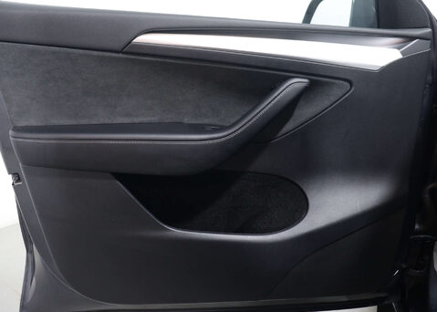 Tesla Model Y Model Y Long Range AWD 4WD 5dr 45